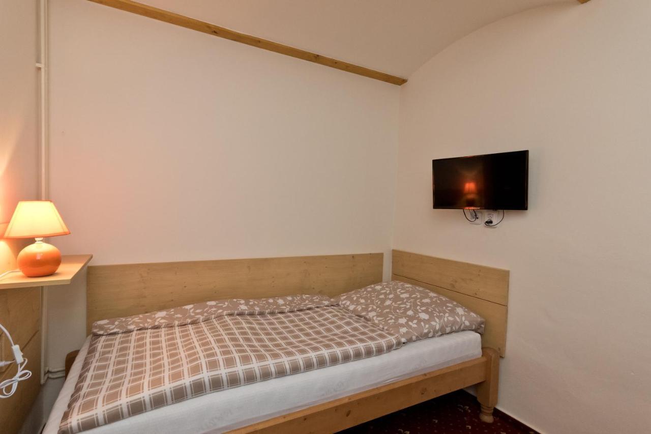 Romance Homestay