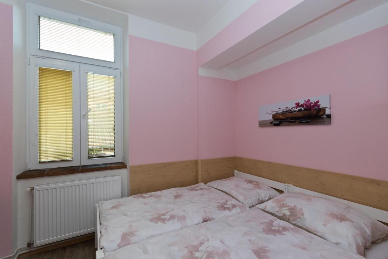 Romance * Jindrichuv Hradec